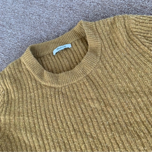 Madewell Sweaters - Madewell Sweater Women’s Size XL‎ Mustard Yellow Soft Merino Wool Blend